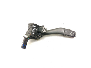 переключатель подрулевой (стрекоза) SEAT Altea 1 поколение 2008, 1.9 л., TDi PD, BXE, дизель, 5МКПП, красный, минивэн, передний привод, правый руль, 1K0953519J