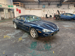 Jaguar XK  X100 2000