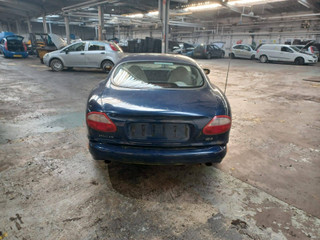 Jaguar XK  X100 2000