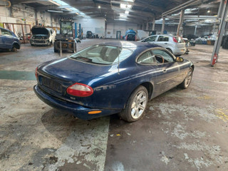 Jaguar XK  X100 2000
