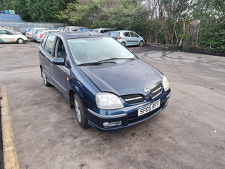 Nissan Almera Tino V10 рест. V10 2005