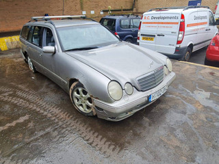 Mercedes-Benz E-Класс W210/S210 рест. S210 2002