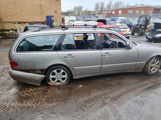 Mercedes-Benz E-Класс W210/S210 рест. S210 2002