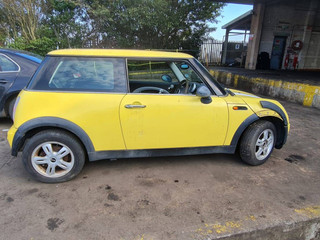 Mini Cooper  R50 2002