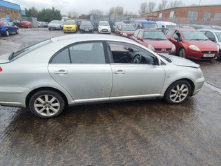 Toyota Avensis 2  (T250) 2003