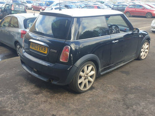 Mini Cooper  R50 2003