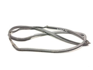 уплотнитель двери Mercedes-Benz E-Класс W211/S211 [рестайлинг] 2009, 3.0 л., CDi, OM 642.920, дизель, АКПП, feueropal / 590, седан, задний привод, правый руль, 2117300178