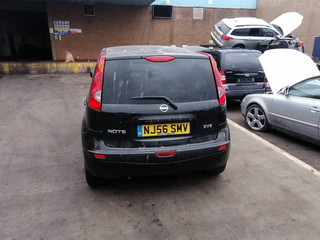 Nissan Note E11 2006