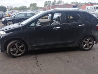 Honda FR-V  BE5 2006