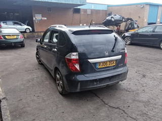 Honda FR-V  BE5 2006