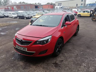 Opel Astra J 2012