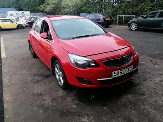 Opel Astra J 2012