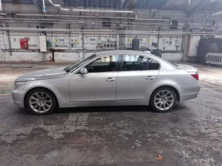 BMW 5 E60/E61 E60 2003