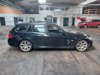 BMW 3 E90/E91/E92/E93 E90 2006