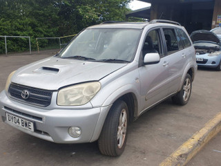 Toyota RAV4 2  (XA20) рест. 2004