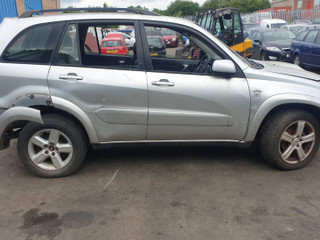 Toyota RAV4 2  (XA20) рест. 2004