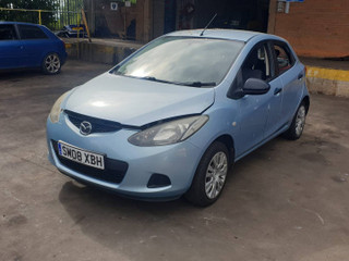 Mazda 2 DE 2008