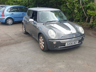Mini Cooper рест. R50 2006