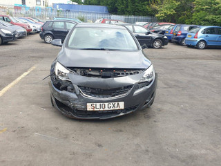 Opel Astra J 2010