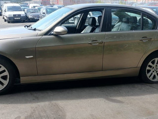BMW 3 E90/E91/E92/E93 E90 2006