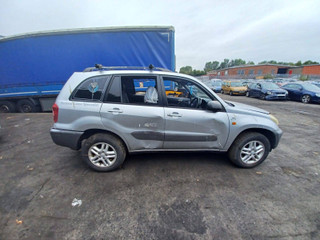 Toyota RAV4 2  (XA20) 2003