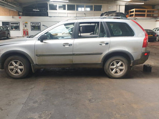 Volvo XC90 2002