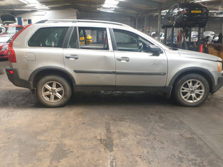 Volvo XC90 2002
