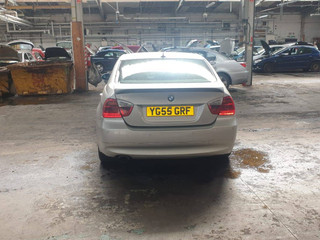BMW 3 E90/E91/E92/E93 E90 2005