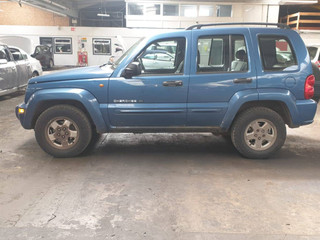Jeep Cherokee 3 KJ 2003