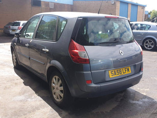 Renault Scenic 2  рест. 2008