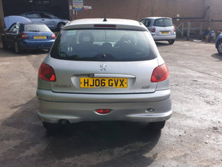 Peugeot 206 рест. 2006