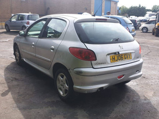 Peugeot 206 рест. 2006