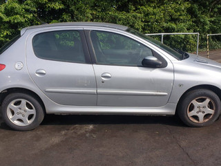 Peugeot 206 рест. 2006