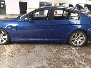 BMW 3 E90/E91/E92/E93 E90 2006