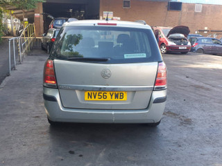 Opel Zafira 2  (B) 2007