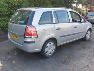Opel Zafira 2  (B) 2007