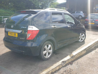 Honda FR-V  BE5 2005
