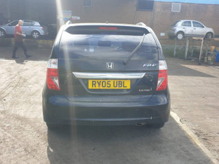 Honda FR-V  BE5 2005