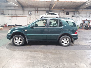 Mercedes-Benz M-Класс W163 2000