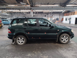 Mercedes-Benz M-Класс W163 2000