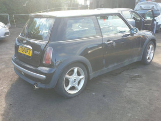 Mini Cooper  R50 2004