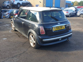 Mini Cooper  R50 2004