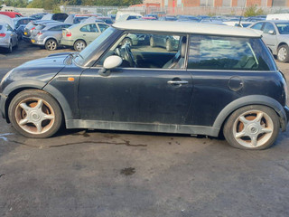 Mini Cooper  R50 2004