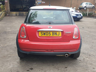 Mini Cooper рест. R50 2005
