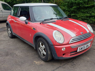 Mini Cooper рест. R50 2005