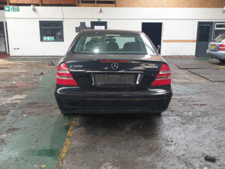 Mercedes-Benz E-Класс W211/S211 2005