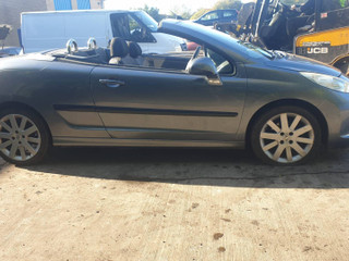 Peugeot 207CC 2007