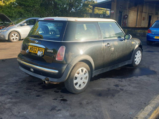 Mini Cooper  R50 2002