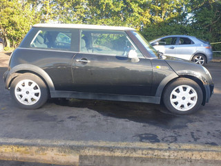 Mini Cooper  R50 2002