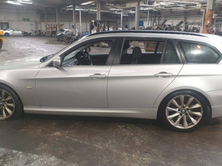 BMW 3 E90/E91 рест. E91 2010